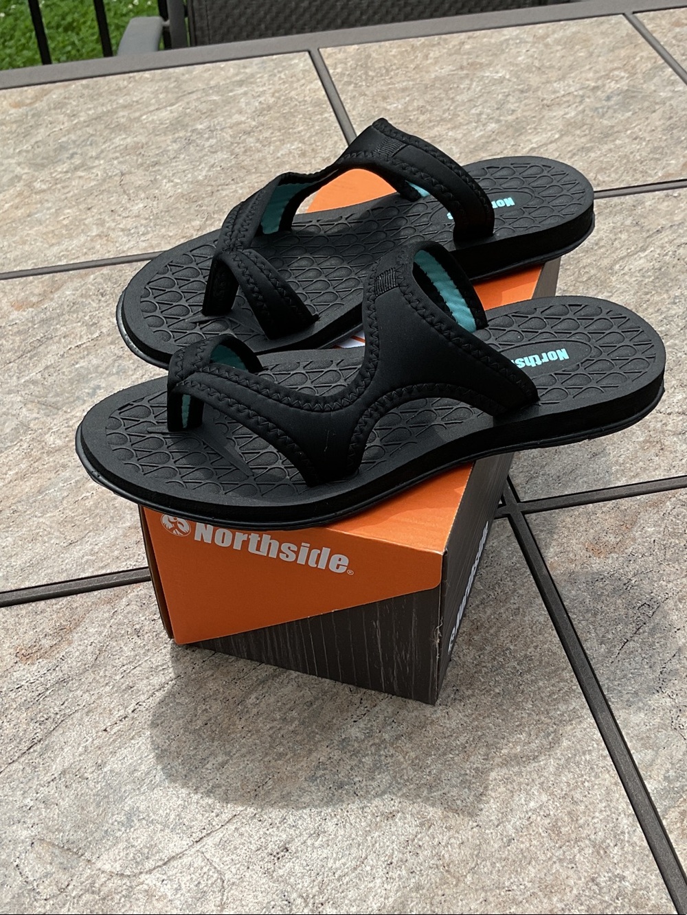 Northside Women's black Mabel Neoprene Sandals